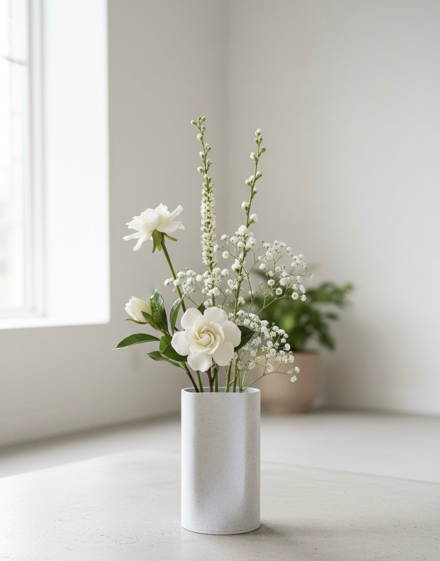 Minimalist White Cylinder Vase – Sustainable Elegance for Modern Interiors
