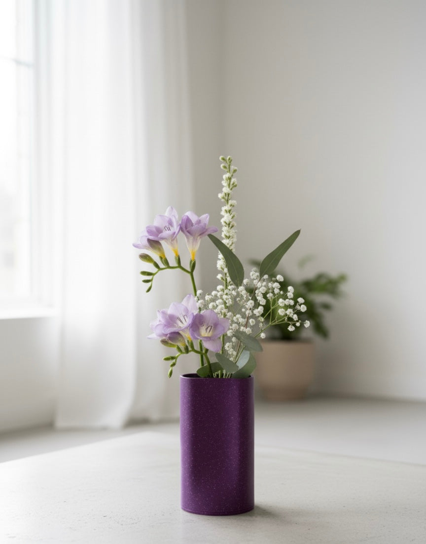 Minimalist White Cylinder Vase – Sustainable Elegance for Modern Interiors